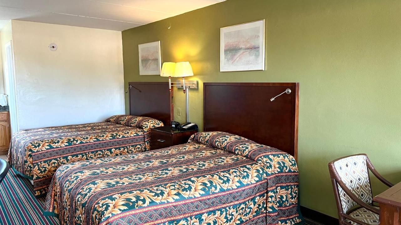 Gulf Way Inn Клируотер Экстерьер фото