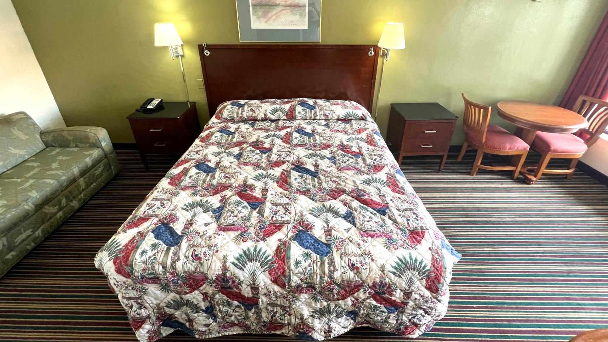 Gulf Way Inn Клируотер Экстерьер фото