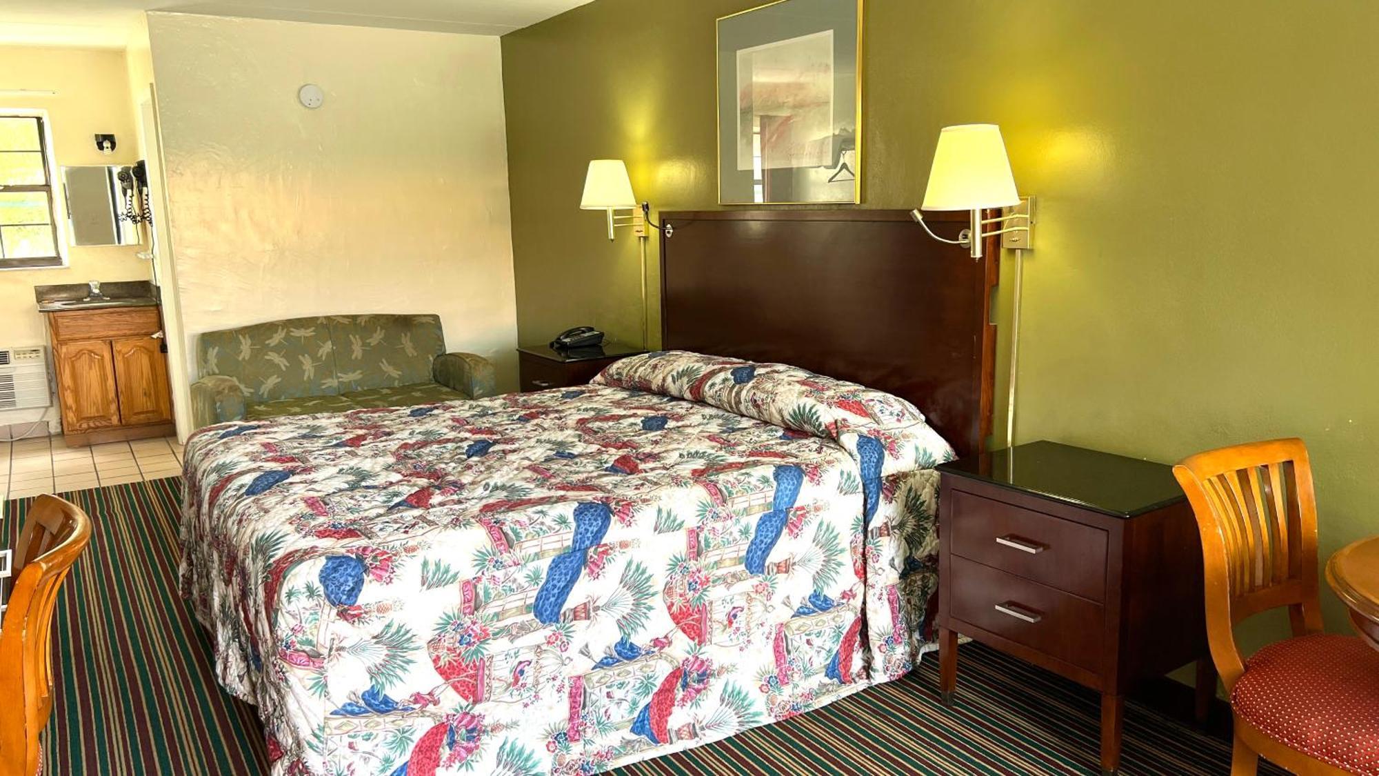 Gulf Way Inn Клируотер Экстерьер фото