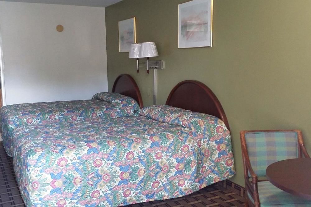 Gulf Way Inn Клируотер Экстерьер фото